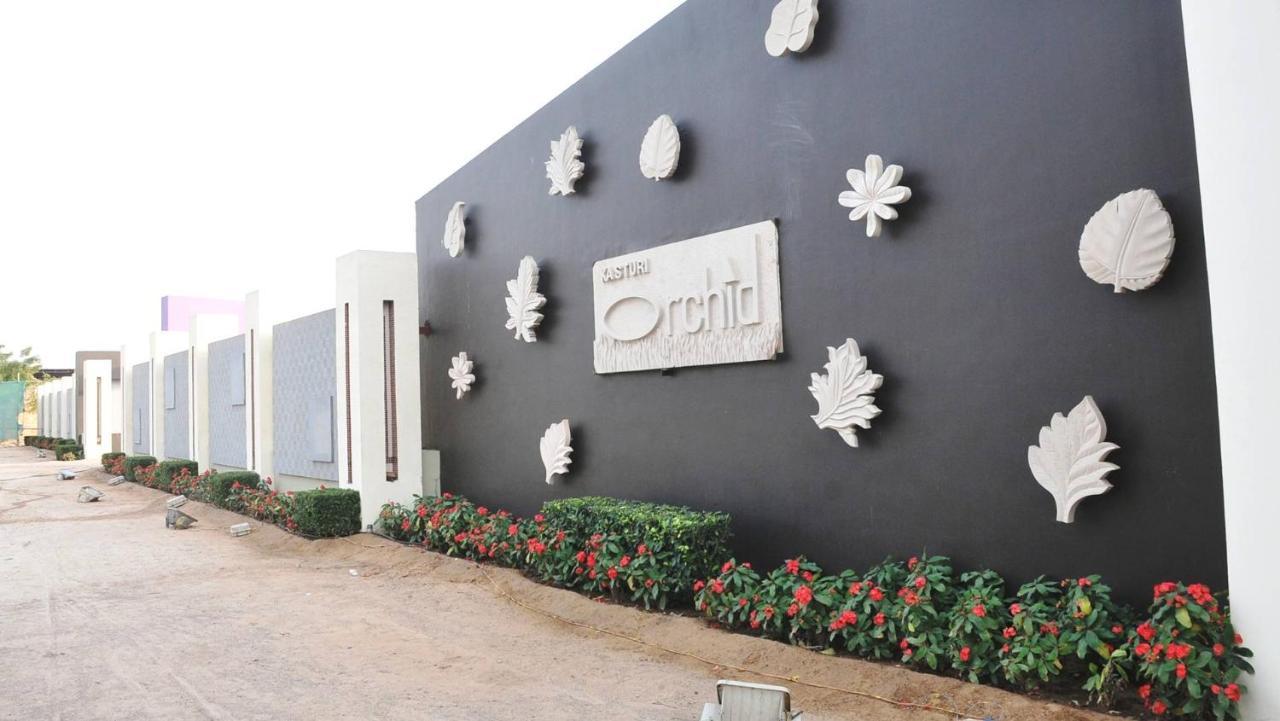 Hotel Kasturi Orchid Pāl Εξωτερικό φωτογραφία