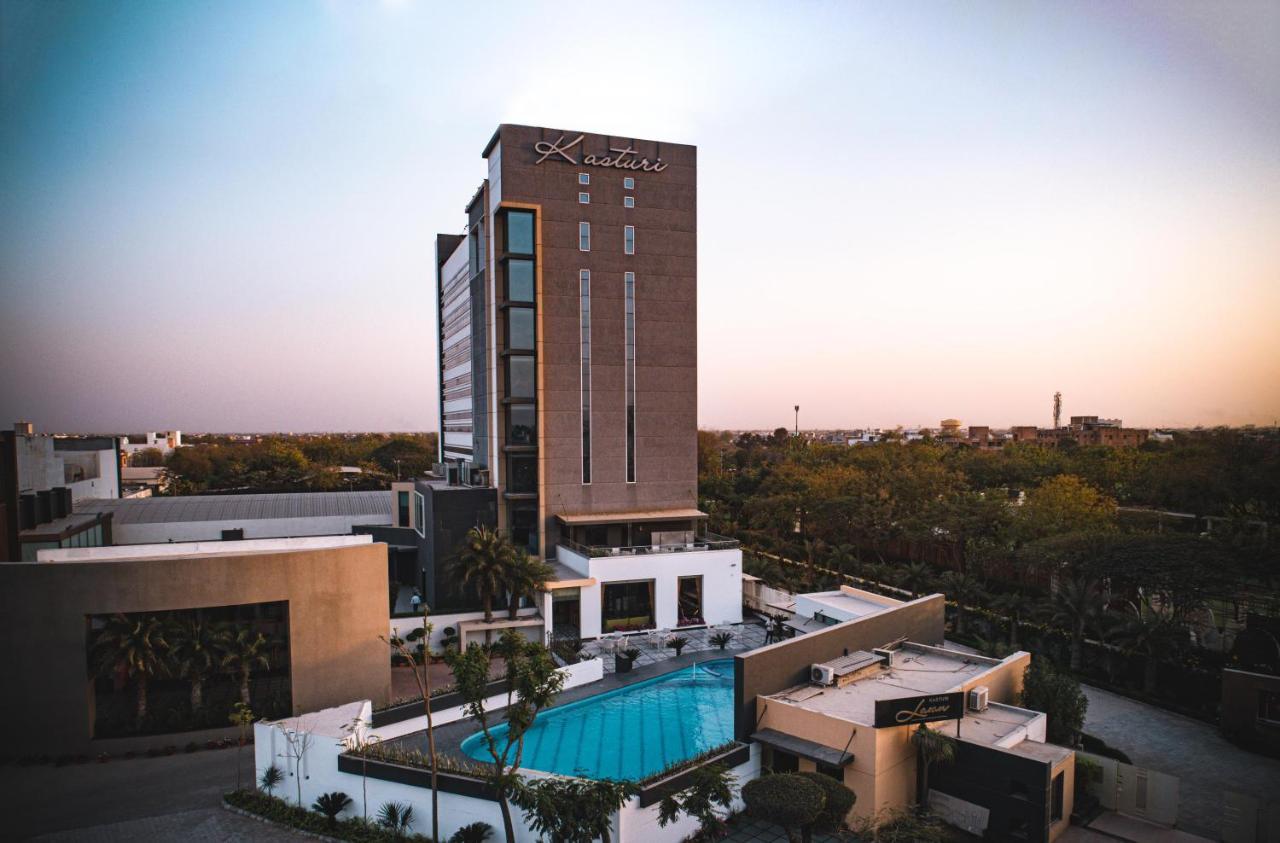Hotel Kasturi Orchid Pāl Εξωτερικό φωτογραφία