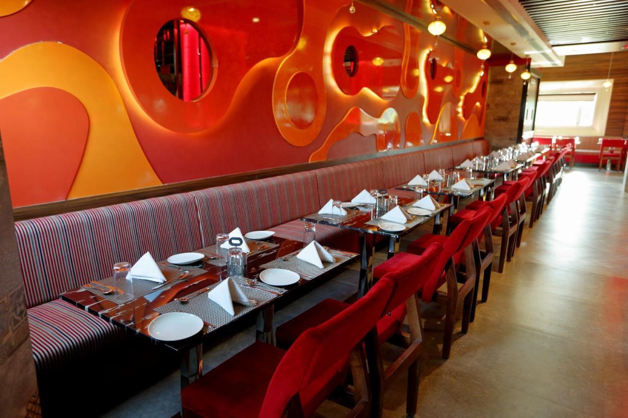 Hotel Kasturi Orchid Pāl Εξωτερικό φωτογραφία