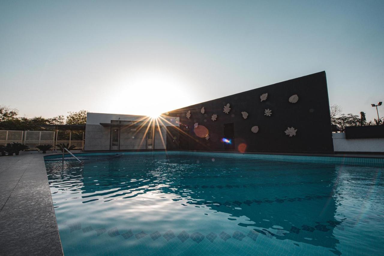 Hotel Kasturi Orchid Pāl Εξωτερικό φωτογραφία