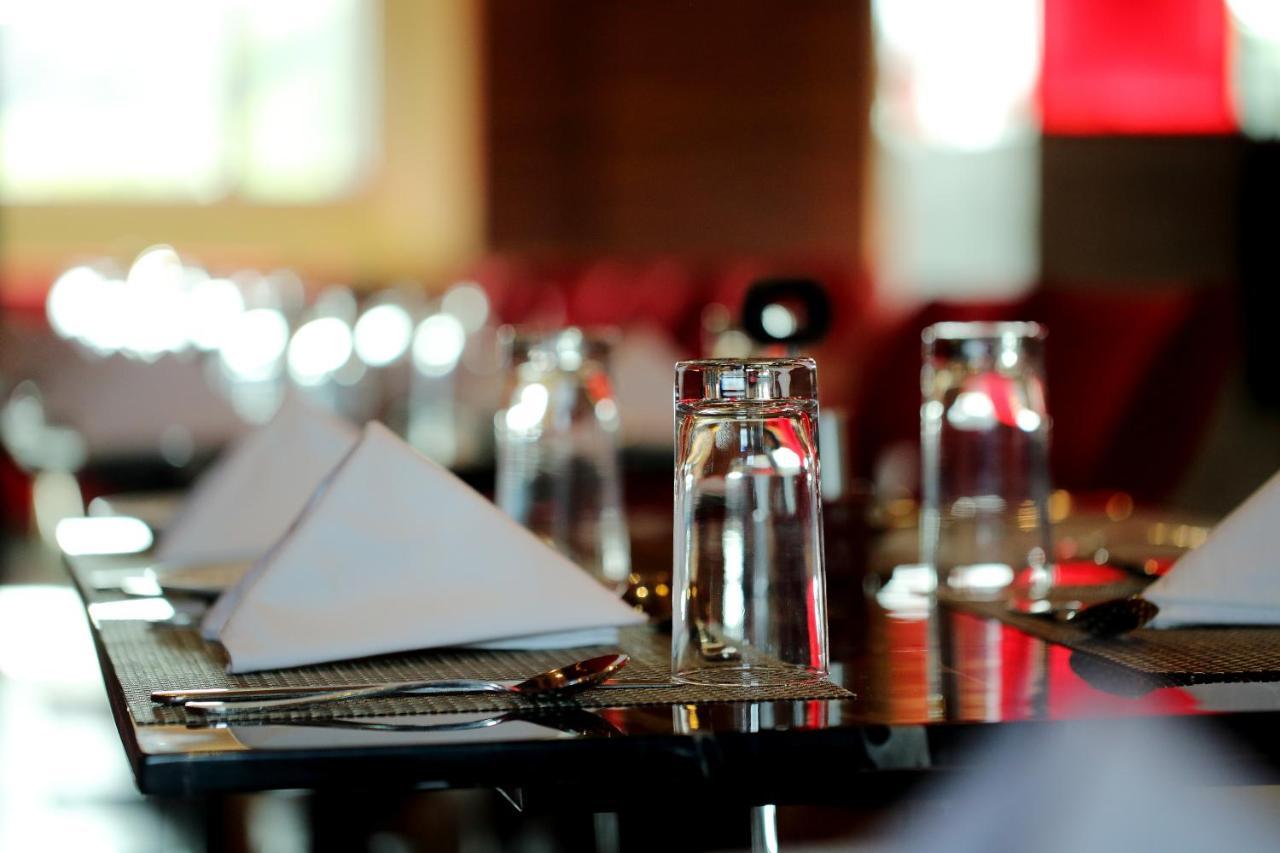 Hotel Kasturi Orchid Pāl Εξωτερικό φωτογραφία