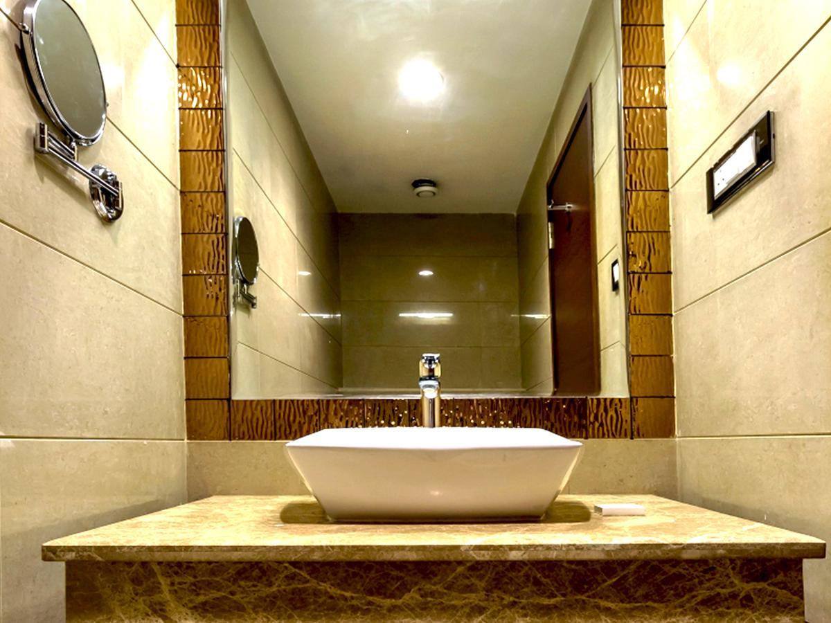 Hotel Kasturi Orchid Pāl Εξωτερικό φωτογραφία