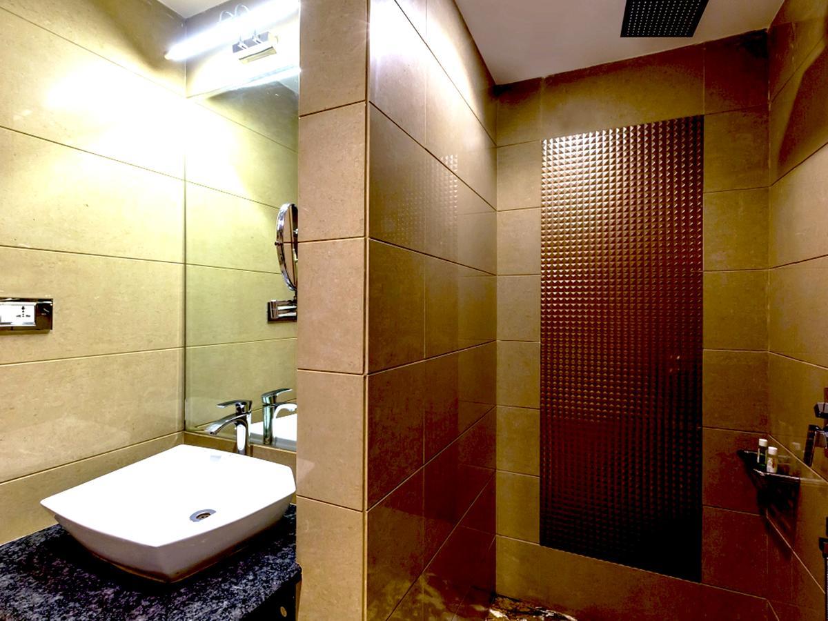 Hotel Kasturi Orchid Pāl Εξωτερικό φωτογραφία