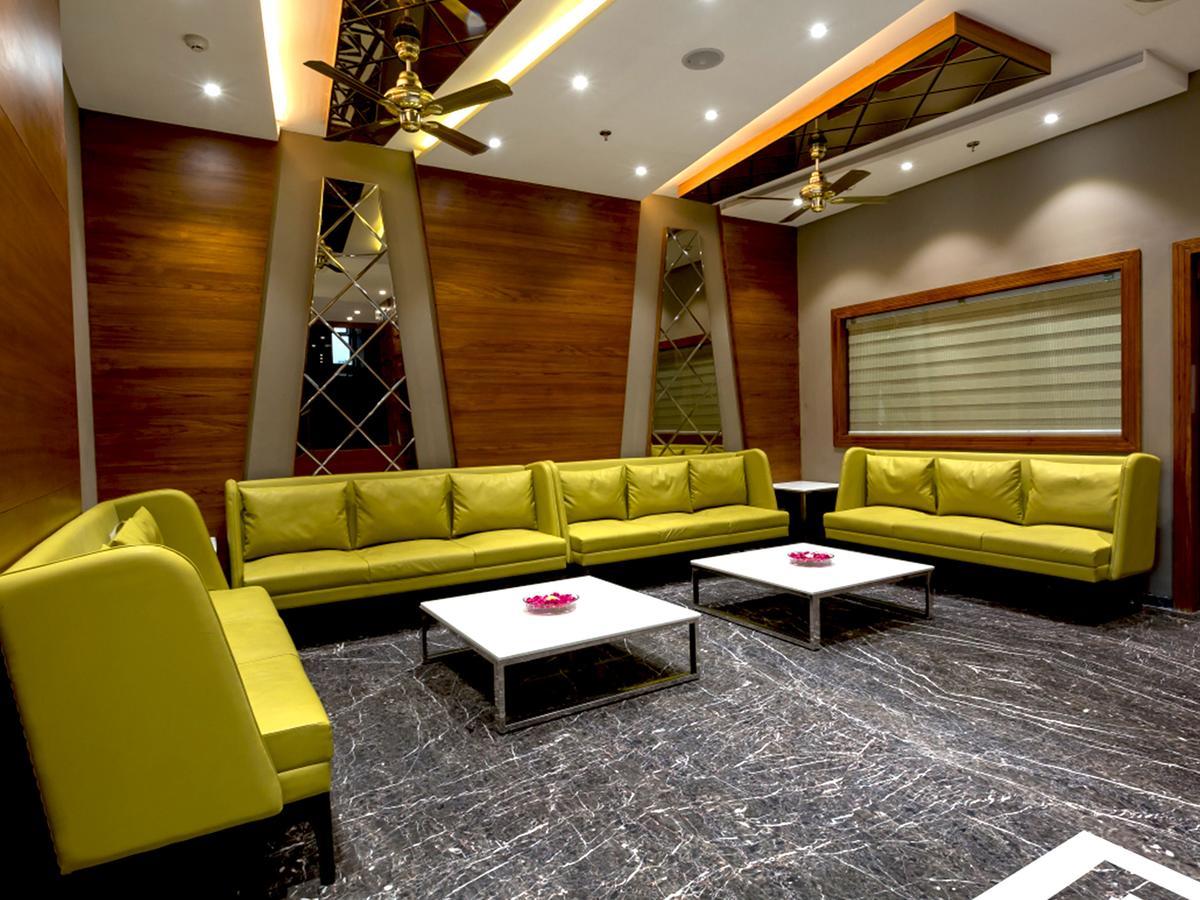 Hotel Kasturi Orchid Pāl Εξωτερικό φωτογραφία