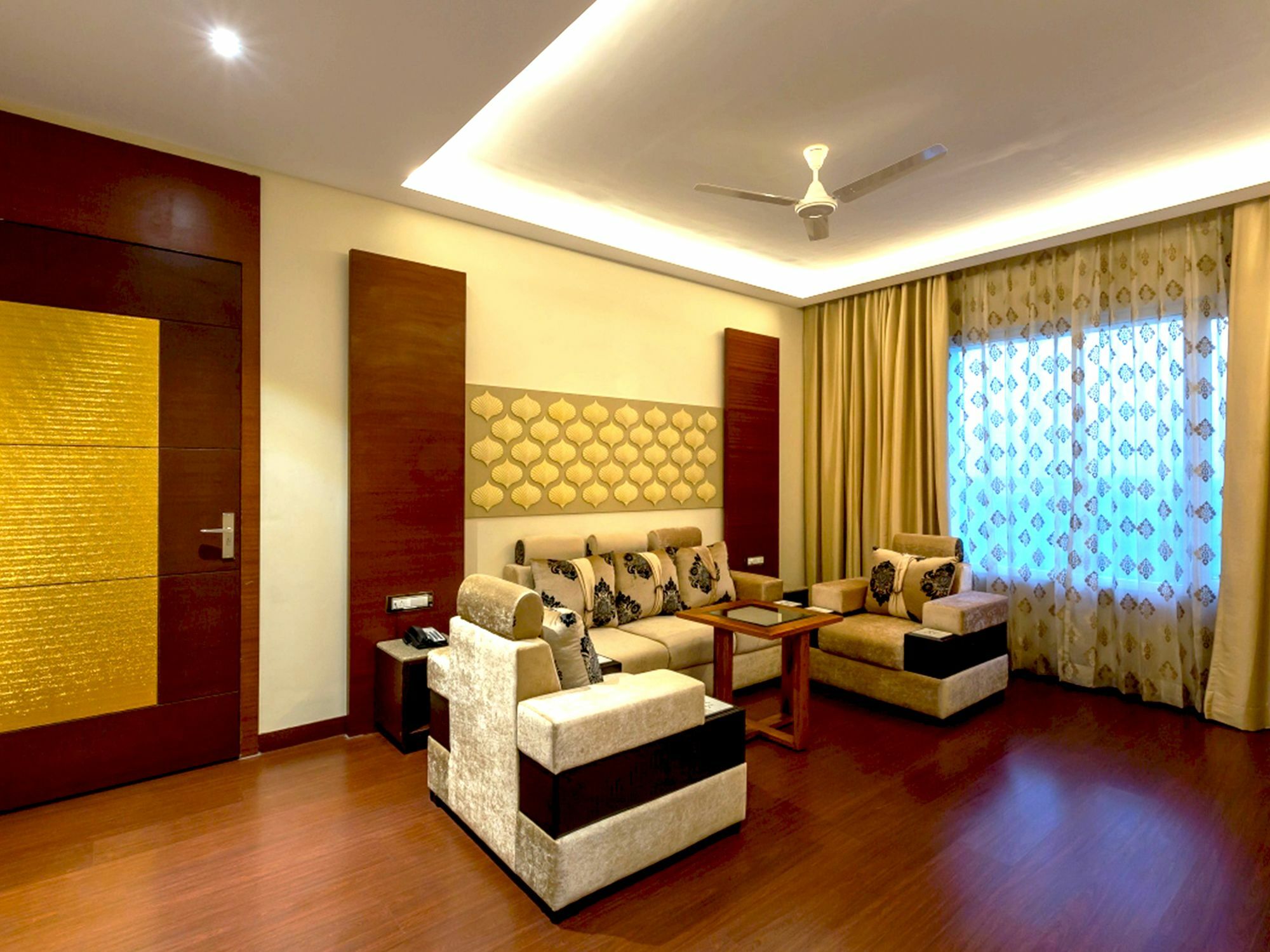Hotel Kasturi Orchid Pāl Εξωτερικό φωτογραφία