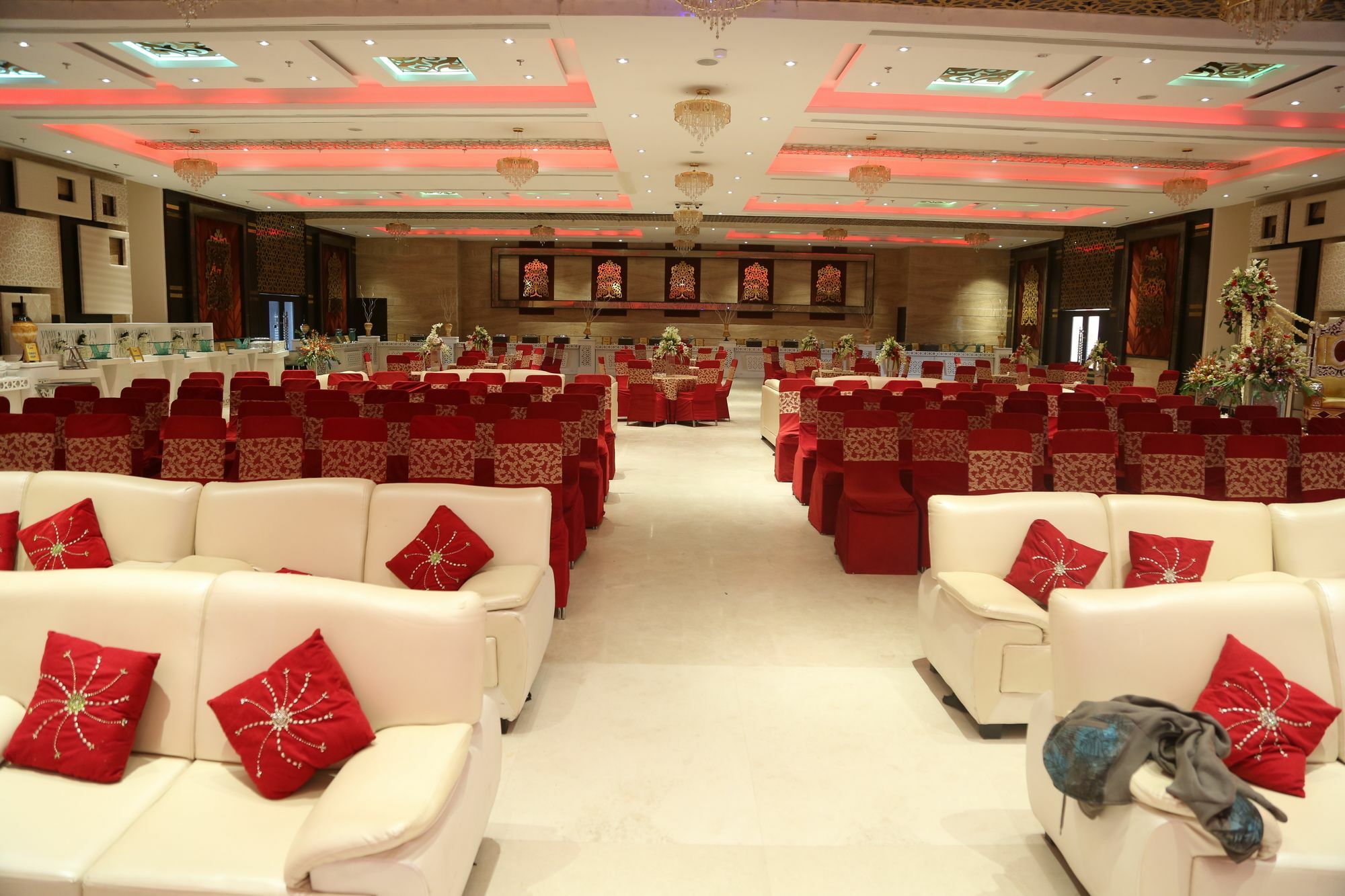Hotel Kasturi Orchid Pāl Εξωτερικό φωτογραφία